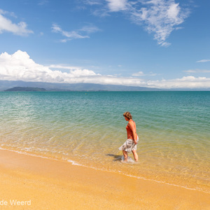 2018-12-03 - Goudgele stranden, blauwe lucht, azuurblauwe/groene zee - het li<br/>Strand - Tata beach - Nieuw-Zeeland<br/>Canon EOS 5D Mark III - 24 mm - f/8.0, 1/250 sec, ISO 200
