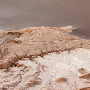 2010-07-12 - Structuren in rots en zand<br/>Maanvallei - San Pedro de Atacama - Chili<br/>Canon EOS 50D - 28 mm - f/8.0, 1/15 sec, ISO 400