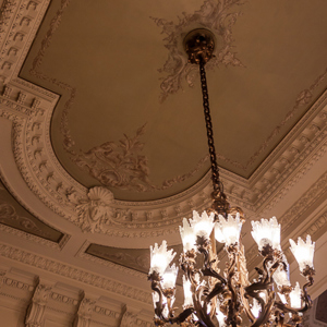 2010-07-03 - Detail van het plafond in het paleis<br/>Casa Rosada (het presidentieel p - Buenos Aires - Argentinië<br/>Canon EOS 50D - 24 mm - f/4.0, 1/15 sec, ISO 400