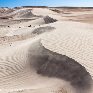 2010-07-17 - Zand - er is veel zand in Chili<br/>El Gigante de Atacama - Huara - Chili<br/>Canon EOS 50D - 28 mm - f/11.0, 1/125 sec, ISO 200