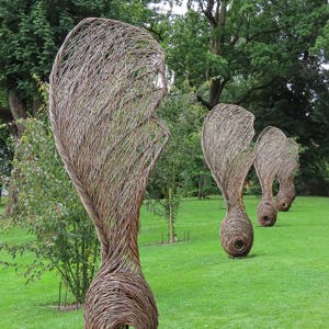 2022-07-26 - Kunst in de botanische tuin<br/><br/>Canon PowerShot SX70 HS - 10.4 mm - f/7.1, 1/125 sec, ISO 125
