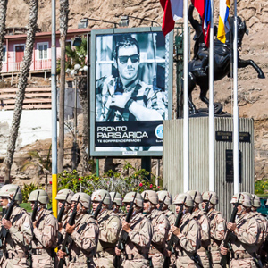 2010-07-18 - Militaire optocht<br/>Arica - Chili<br/>Canon EOS 50D - 47 mm - f/4.0, 1/2000 sec, ISO 200
