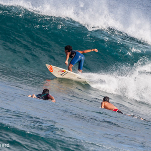 2010-07-29 - Ook hier werd gesurfd<br/>Caleta Hanga Roa - Hanga Roa - Chili - Paaseiland<br/>Canon EOS 50D - 400 mm - f/8.0, 1/500 sec, ISO 200