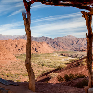 2010-07-06 - Uitzicht over de mooie rode bergen<br/>Quebrada de Cafayate - Cafayate - Argentinië<br/>Canon EOS 50D - 24 mm - f/11.0, 1/125 sec, ISO 200