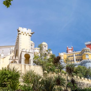 2019-04-28 - Alsof je naar een Disney kasteel gaat<br/>Palácio Nacional da Pena - Sintra - Portugal<br/>Canon EOS 7D Mark II - 24 mm - f/8.0, 1/320 sec, ISO 200