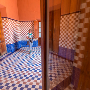 2019-09-07 - De badkamer<br/>El Castillo de la Glorieta - Sucre - Bolivia<br/>Canon EOS 5D Mark III - 16 mm - f/5.6, 0.05 sec, ISO 800