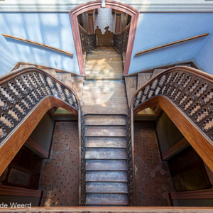 2019-09-07 - De centrale trap - photoItem.Description<br/>El Castillo de la Glorieta - Sucre - Bolivia<br/>Canon EOS 5D Mark III - 16 mm - f/5.6, 1/250 sec, ISO 800