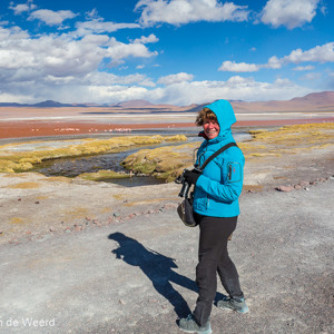 2019-09-13 - Door de hoogte en sterke wind was het er wel fris<br/>Laguna Colorada - San Pablo de Lípez - Bolivia<br/>Canon EOS 5D Mark III - 29 mm - f/8.0, 1/500 sec, ISO 200