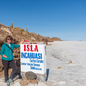 2019-09-15 - 40.000 jaar geleden was het een groot meer<br/>Isla Incahuasi - Salar de Uyuni - Bolivia<br/>Canon EOS 5D Mark III - 33 mm - f/8.0, 1/640 sec, ISO 200