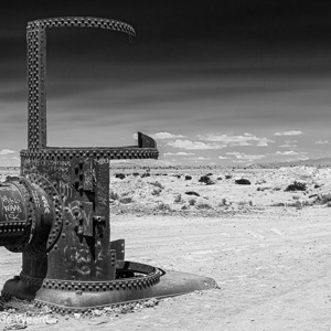 2019-09-15 - Roestig kunstwerk<br/>Cementerio de trenes - Uyuni (Thola Pampa) - Bolivia<br/>Canon EOS 5D Mark III - 51 mm - f/8.0, 1/250 sec, ISO 200