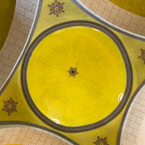 2019-09-16 - Plafond in een kerk<br/>La Paz - Bolivia<br/>Canon EOS 5D Mark III - 24 mm - f/5.6, 0.25 sec, ISO 800