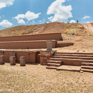 2019-09-17 - En zo ziet Tiwnaku er nu uit - slechts deels opgegraven<br/>Tiahuanacu - Bolivia<br/>Canon EOS 5D Mark III - 24 mm - f/8.0, 0.01 sec, ISO 200