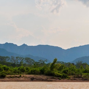 2019-09-20 - Het was er best bergachtig aan het begin van de jungle<br/>Apolo - Bolivia<br/>Canon EOS 5D Mark III - 70 mm - f/8.0, 1/320 sec, ISO 200