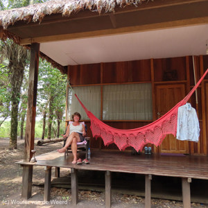 2019-09-22 - We hadden weer een hangmat bij onze lodge cabin<br/><br/>Canon PowerShot SX70 HS - 3.8 mm - f/4.0, 1/250 sec, ISO 100
