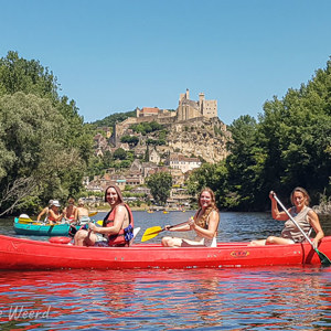 2020-07-13 - Even poseren vootr het kasteel<br/>Castelnaud-la-Chapelle - Frankrijk<br/>SM-G935F - 4.2 mm - f/1.7, 1/2200 sec, ISO 50