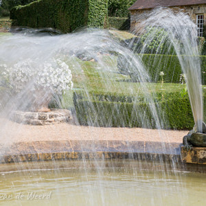 2020-07-14 - Met een lange sluitertijd gespeeld<br/>Tuinen van Eyrignac - Salignac-Eyvigues - Frankrijk<br/>Canon EOS 5D Mark III - 58 mm - f/22.0, 0.1 sec, ISO 100