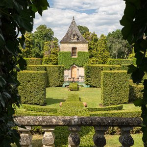 2020-07-14 - Doorkijkje<br/>Tuinen van Eyrignac - Salignac-Eyvigues - Frankrijk<br/>Canon EOS 5D Mark III - 33 mm - f/11.0, 1/60 sec, ISO 200