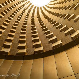 2020-07-17 - Mooie abstracte vormen<br/>Vulcania - Saint-Ours-les Roches - Frankrijk<br/>Canon EOS 5D Mark III - 24 mm - f/8.0, 1/13 sec, ISO 400