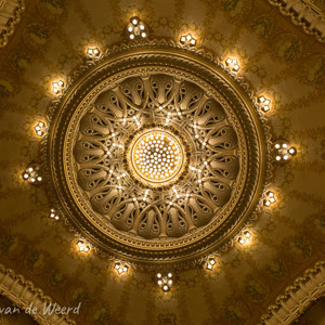 2020-07-21 - Plafond in detail<br/>L'Opera de Vichy - Vichy - Frankrijk<br/>Canon EOS 5D Mark III - 24 mm - f/5.6, 1/13 sec, ISO 800