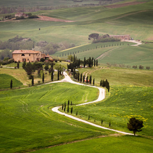 2013-04-27 - Typisch Toscaans landschap<br/>Val d'Orcia - Pienza - Italië<br/>Canon EOS 7D - 190 mm - f/8.0, 1/500 sec, ISO 400