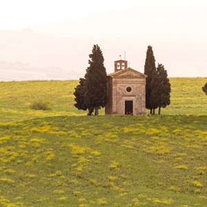 2013-04-28 - Zeer fotogeniek kapelletje<br/>Val d'Orcia - San Quirico d’ Orcia - Italië<br/>Canon EOS 7D - 300 mm - f/8.0, 1/800 sec, ISO 400