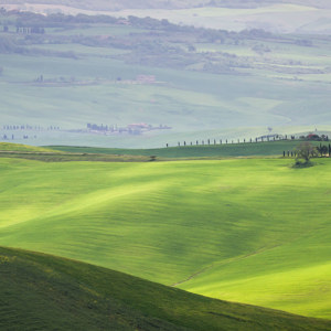 2013-04-28 - Toscaanse boerderij in het glooiende land<br/>Val d'Orcia - San Quirico d’ Orcia - Italië<br/>Canon EOS 7D - 190 mm - f/8.0, 1/800 sec, ISO 400