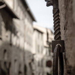 2013-04-29 - Deurklopper<br/>Pienza - Italië<br/>Canon EOS 7D - 55 mm - f/4.0, 1/1000 sec, ISO 400