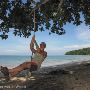 2009-08-25 - Tarzan op het strand<br/>Pulau Tiga - Maleisië (Borneo)<br/>Canon PowerShot SX1 IS - 5.2 mm - f/5.0, 1/500 sec, ISO 80