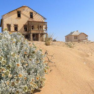 2007-08-08 - Kolmannskuppe, verlaten diamant-mijn-stadje<br/>Kolmannskuppe - Lüderitz - Namibie<br/>Canon EOS 30D - 17 mm - f/20.0, 1/160 sec, ISO 200
