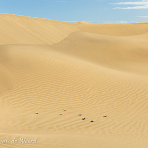 2021-10-23 - Zen met zand en stenen<br/>Las Dunas de Maspalomas - Maspalomas - Gran Canaria - Spanje<br/>Canon EOS 5D Mark III - 42 mm - f/16.0, 1/30 sec, ISO 200