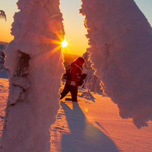 2011-02-12 - Carin in de sneeuw<br/>Iso Syöte - Finland<br/>Canon EOS 7D - 24 mm - f/13.0, 0.02 sec, ISO 200