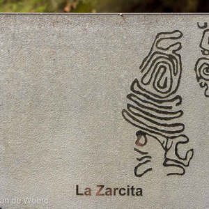 2022-11-12 - Rotstekeningen La Zarcita<br/>La Zarza en La Zarcita - La Palma - Canarische eilanden - Spanje<br/>Canon EOS R5 - 85 mm - f/4.0, 0.02 sec, ISO 800