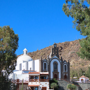 2021-10-29 - Ieder dorp heeft wel een mooie kerk<br/>Santa Lucia - Spanje<br/>Canon PowerShot SX70 HS - 14.5 mm - f/5.0, 1/800 sec, ISO 100