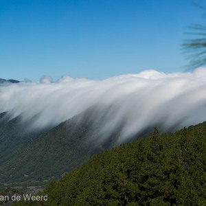 2022-11-10 - Met lange sluitertijd wordt de beweging van de wolken zichtbaar<br/>La Cumbrieta - La Palma - Canarische eilanden - Spanje<br/>Canon EOS R5 - 76 mm - f/11.0, 91 sec, ISO 100