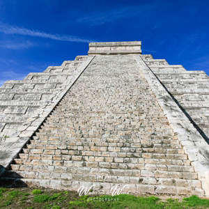 2008-07-12 - Uitnodigend, maar je mag niet meer naar boven<br/>Chitzen Itza - Piste - Mexico<br/>Canon EOS 30D - 10 mm - f/13.0, 1/250 sec, ISO 100