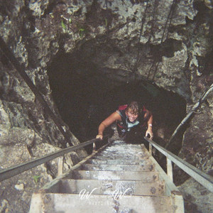 001-01-01 - Klimmend uit de cenote na het snorkelen<br/>Hidden Worlds Cenotes - Xelha - Mexico<br/> -  - , , ISO 