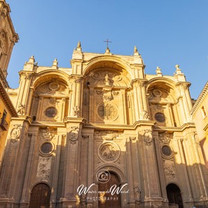 2023-04-29 - Fraaie gevels in Granada<br/>Granada - Spanje<br/>Canon EOS R5 - 24 mm - f/8.0, 1/250 sec, ISO 400