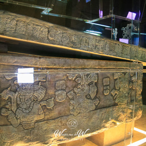 2008-07-18 - Graftombe van Pakal<br/>Museum van Palenque - Palenque - Mexico<br/>Canon EOS 30D - 17 mm - f/4.0, 0.3 sec, ISO 800