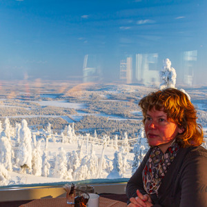 2011-02-13 - Het panorama-uitzicht in het hotel-restaurant<br/>Iso Syöte - Finland<br/>Canon EOS 7D - 24 mm - f/8.0, 0.01 sec, ISO 200