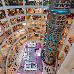 2009-08-27 - Groot, luxe, modern, westers<br/>Suria KLCC - Kuala Lumpur - Maleisië<br/>Canon EOS 50D - 10 mm - f/8.0, 0.1 sec, ISO 400