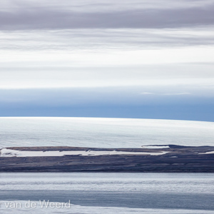 2022-07-19 - Zee, ijs en lucht<br/>Spitsbergen<br/>Canon EOS R5 - 255 mm - f/8.0, 1/1000 sec, ISO 800