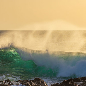 2022-11-14 - Ruige zee met mooie kleur water<br/>Salinas de Fuencaliente - La Palma - Canarische eilanden - Spanje<br/>Canon EOS R5 - 176 mm - f/5.6, 1/4000 sec, ISO 800