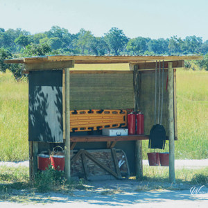2024-04-29 - Het calamiteiten hutje<br/>Airstrip Jedibe - Okavango Delta - Botswana<br/>Canon PowerShot SX70 HS -  - , , ISO 100