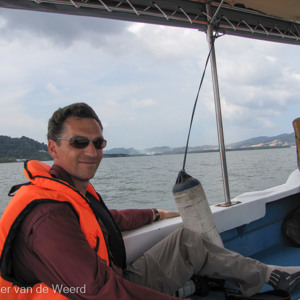 2009-08-17 - Wouter op de boot<br/>Sandakan - Maleisië (Borneo)<br/>Canon PowerShot SX1 IS - 5 mm - f/4.0, 1/800 sec, ISO 80