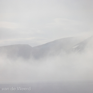 2022-07-18 - Af en toe zag je even niets meer door de mist<br/>Torellneset - Spitsbergen<br/>Canon EOS R5 - 400 mm - f/8.0, 1/2000 sec, ISO 400