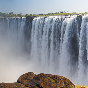 2024-04-26 - Indrukwekkend!<br/>Victoria Falls - Victoria Falls - Zimbabwe<br/>Canon EOS R5 - 40 mm - f/11.0, 1/80 sec, ISO 125