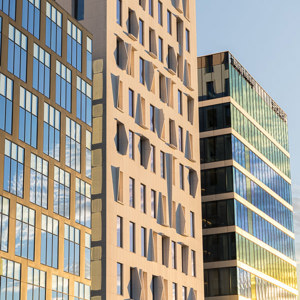2022-07-11 - Barcode is het lage, warme zonlicht<br/>Barcode - Oslo - Noorwegen<br/>Canon EOS R5 - 70 mm - f/8.0, 1/125 sec, ISO 400