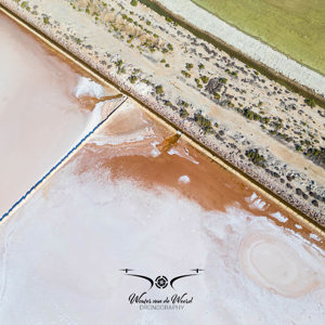 2023-04-22 - Zoutpannen en gras (drone)<br/>Las Salinas de Cabo de Gata - La Almadraba de Monteleva - Spanje<br/>FC3582 - 6.7 mm - f/1.7, 1/3200 sec, ISO 100