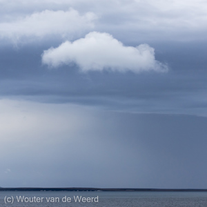 2022-07-13 - De wolk<br/>Spitsbergen<br/>Canon EOS R5 - 100 mm - f/7.1, 1/1000 sec, ISO 800
