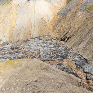 2022-07-21 - Kleur, patronen en structuren in het landschap<br/>Sarkofagen - Lonngyearbyen - Spitsbergen<br/>Canon EOS R5 - 58 mm - f/11.0, 1/125 sec, ISO 400